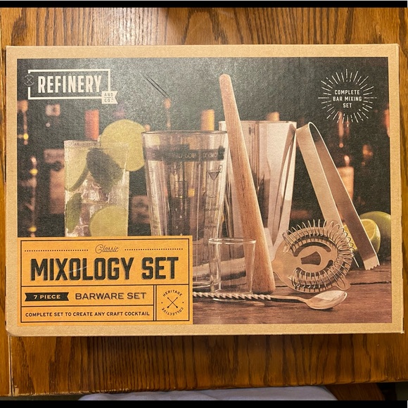 New Bar Set - Picture 1 of 2